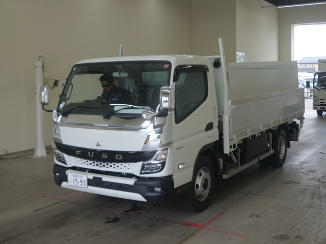 MITSUBISHI CANTER 2023