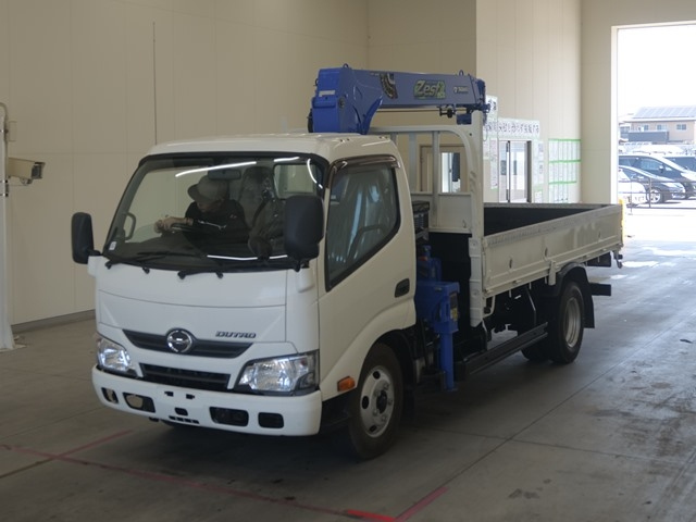 HINO DUTRO 2016