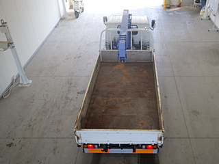 NISSAN TRUCK 2008