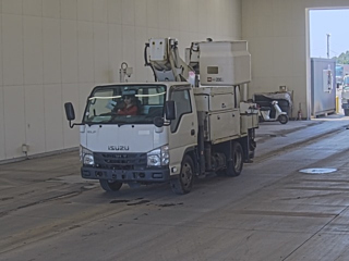 ISUZU ELF 2018