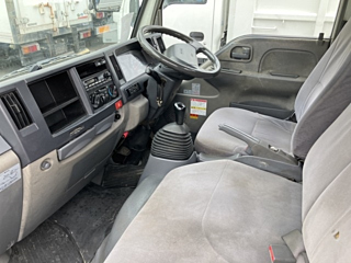 NISSAN TRUCK 2008