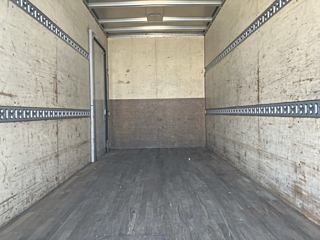 NISSAN TRUCK 2012