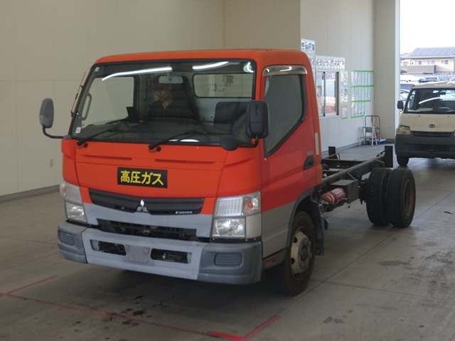 MITSUBISHI CANTER 2013