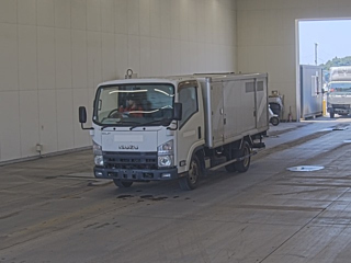 ISUZU ELF 2013