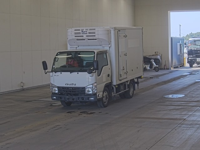 ISUZU ELF 2020