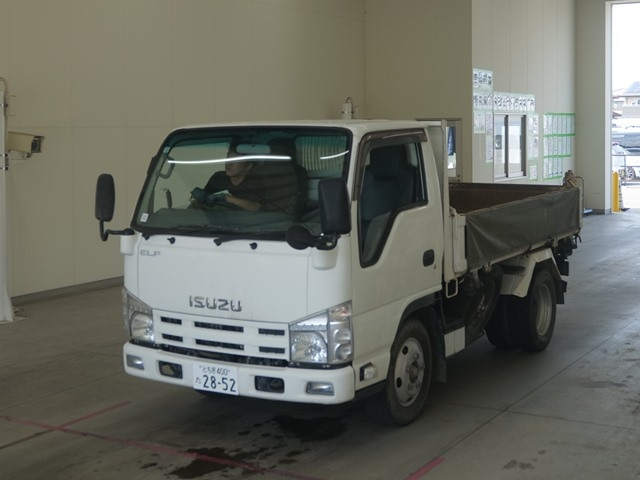ISUZU ELF 2012