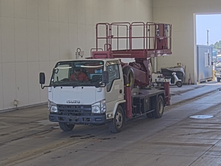 ISUZU ELF 2010