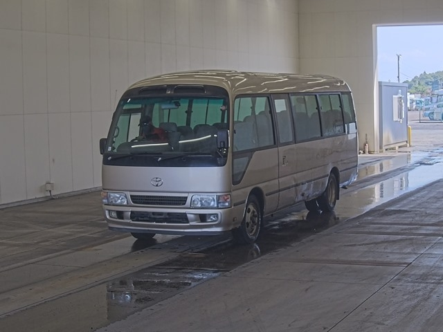 TOYOTA COASTER 2006