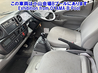 HINO DUTRO 2015