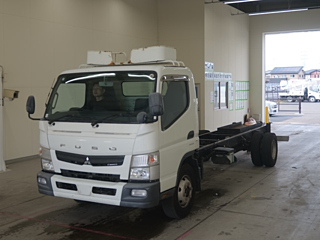 MITSUBISHI CANTER 2014