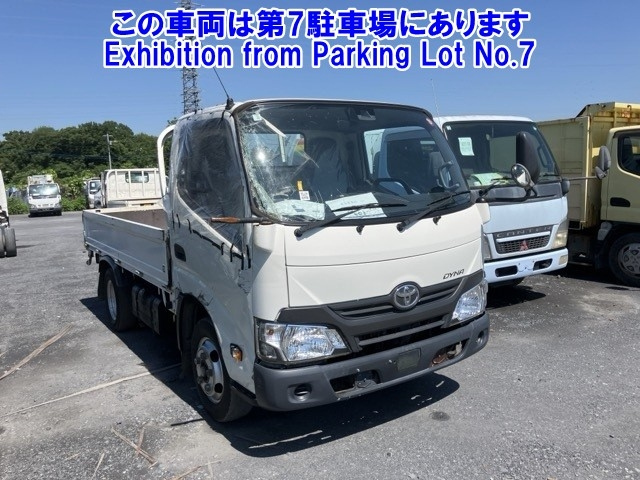TOYOTA DYNA 2017
