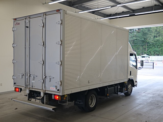 ISUZU ELF 2015