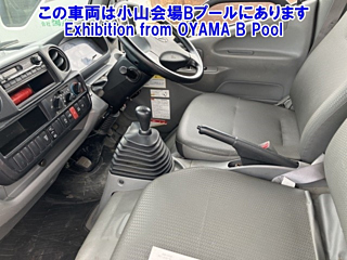 HINO DUTRO 2012