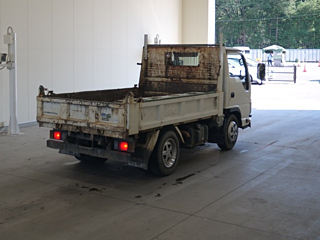 ISUZU ELF 2011