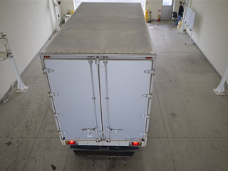 ISUZU ELF 2008