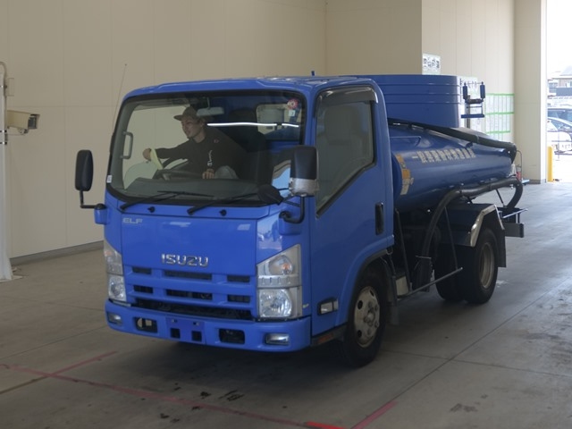 ISUZU ELF 2010