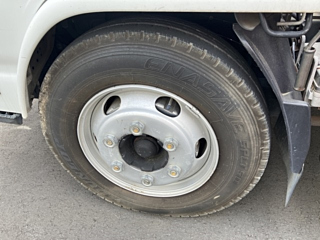 ISUZU ELF 2011