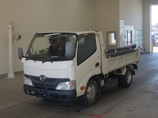 HINO DUTRO 2013