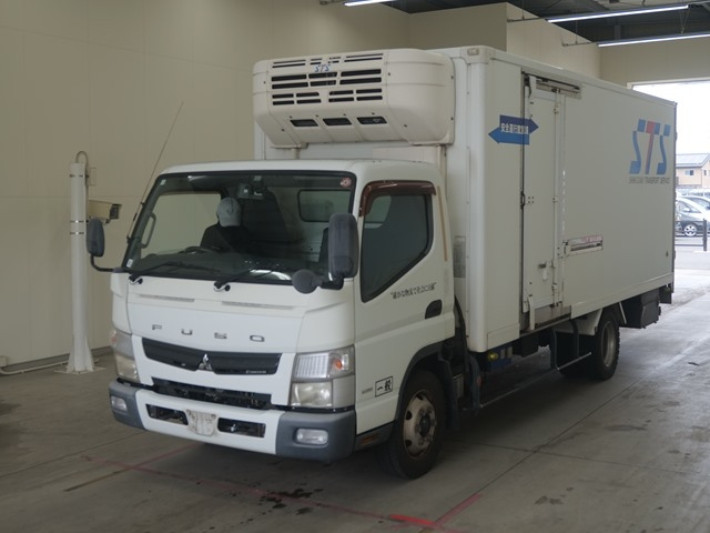 MITSUBISHI CANTER 2014