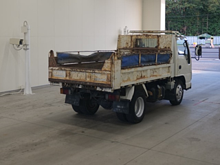 ISUZU ELF 2009
