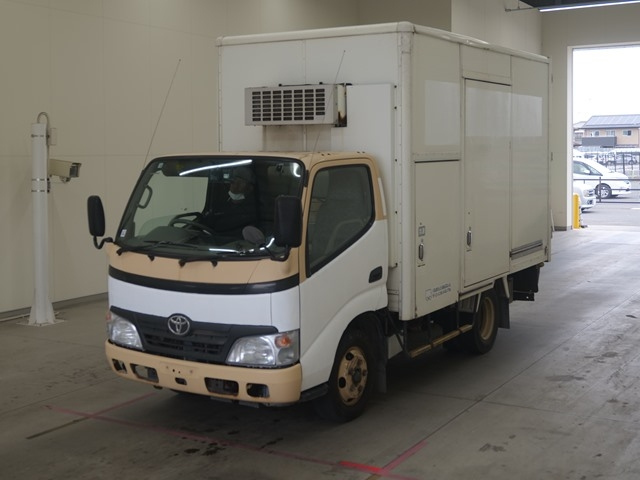 TOYOTA DYNA 2009