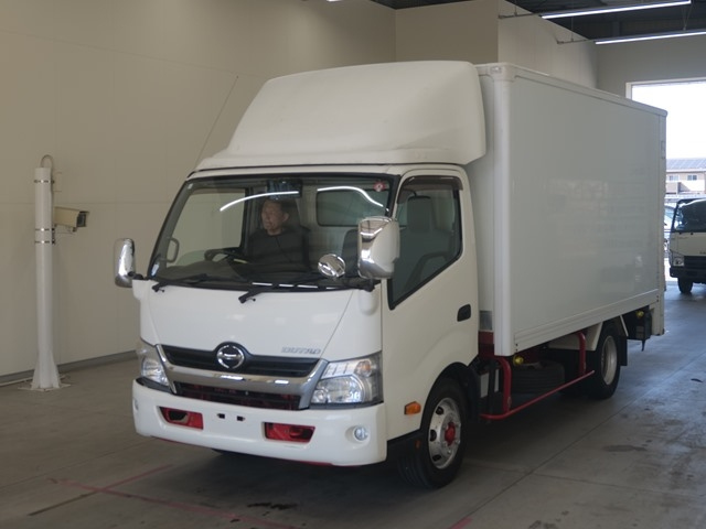 HINO DUTRO 2014