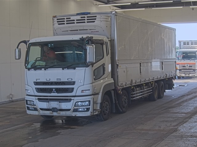 MITSUBISHI SUPER GREAT 2012