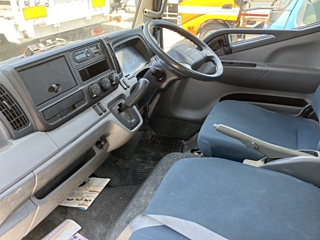 MITSUBISHI CANTER 2016