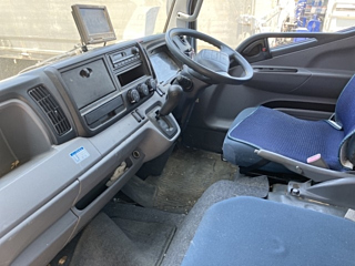 MITSUBISHI CANTER 2010