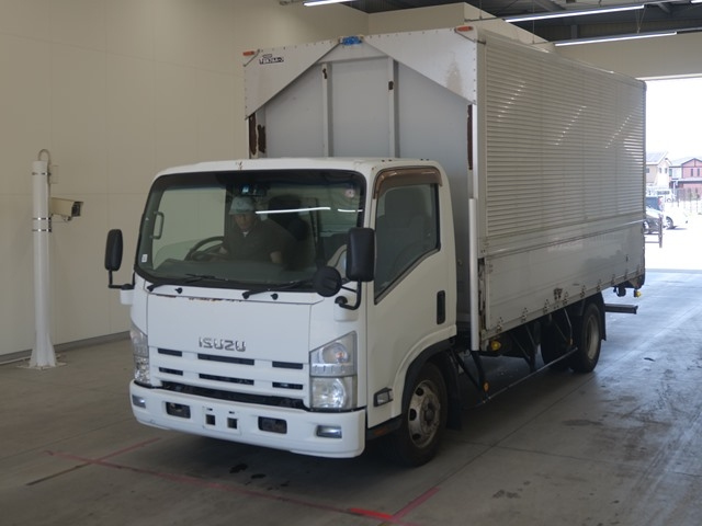 ISUZU ELF 2011