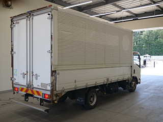 ISUZU ELF 2011