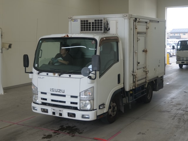 ISUZU ELF 2013