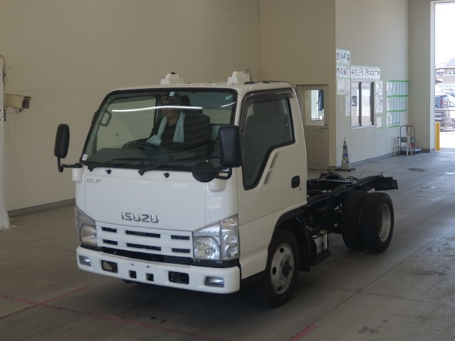 ISUZU ELF 2009