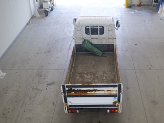 ISUZU ELF 2012