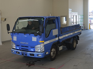 ISUZU ELF 2013
