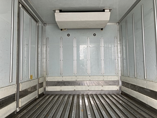 ISUZU ELF 2010