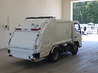 MITSUBISHI CANTER 2015