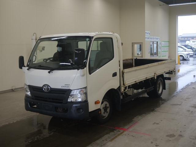 TOYOTA DYNA 2017