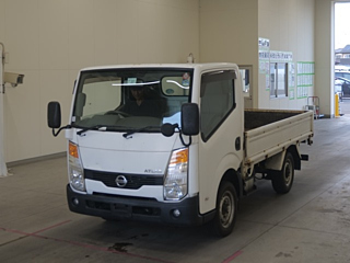 NISSAN TRUCK 2008