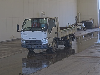 ISUZU ELF 2012