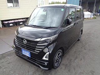NISSAN ROOX 2023
