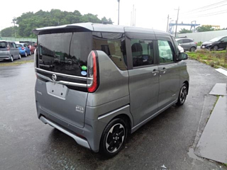 NISSAN ROOX 2020