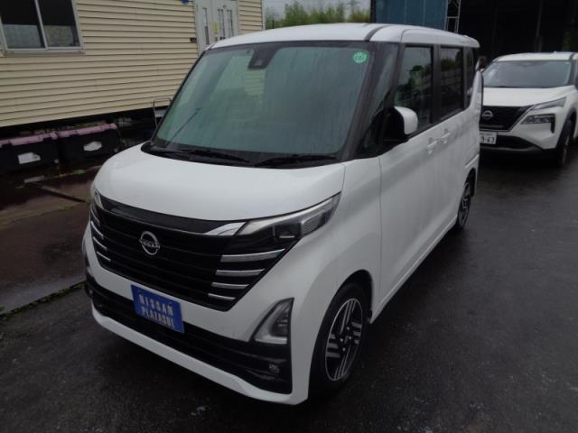 NISSAN ROOX 2023