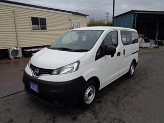 NISSAN NV200 2022