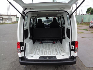 NISSAN NV200 2022