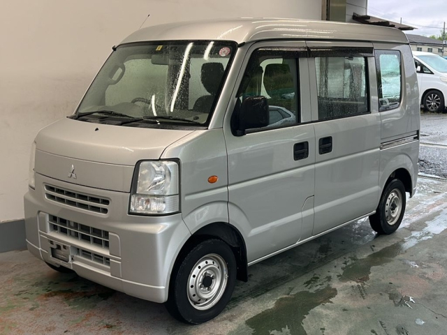 MITSUBISHI MINICAB VAN 2014