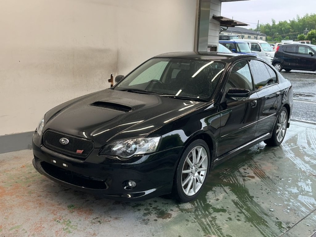 SUBARU LEGACY B4