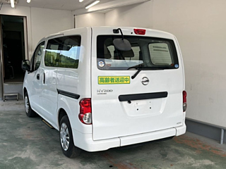 NISSAN NV200 2015
