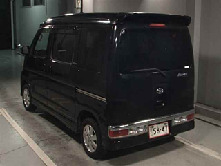 DAIHATSU ATRAI WAGON 2011