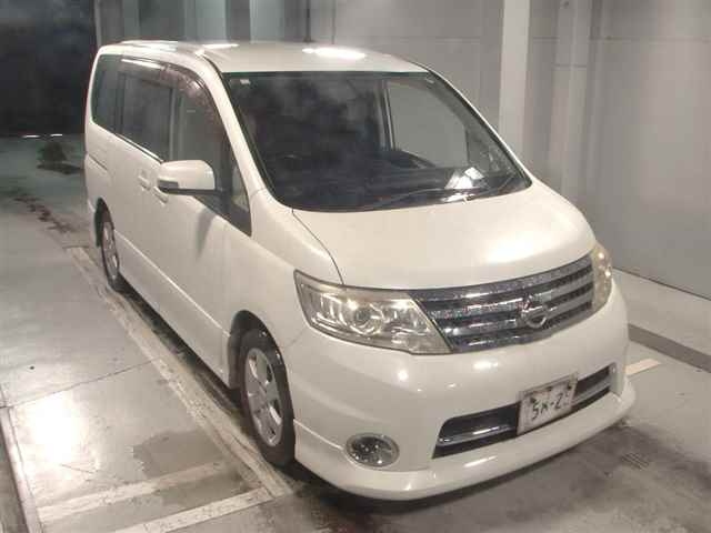NISSAN SERENA 2010